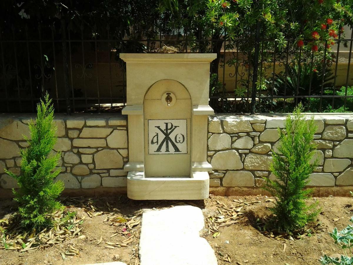Father'S House In Kissamos Korfalonas 외부 사진