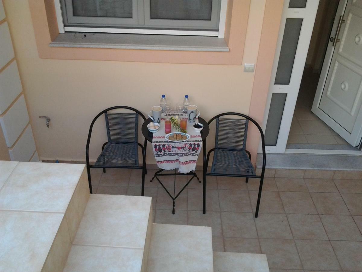 Father'S House In Kissamos Korfalonas 외부 사진